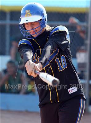 Thumbnail 1 in Royal @ Agoura photogallery.