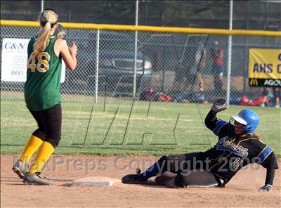 Thumbnail 1 in Royal @ Agoura photogallery.