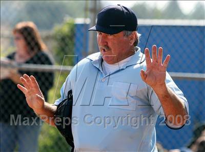 Thumbnail 1 in Royal @ Agoura photogallery.