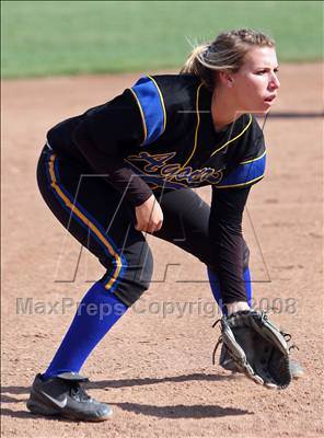 Thumbnail 3 in Royal @ Agoura photogallery.