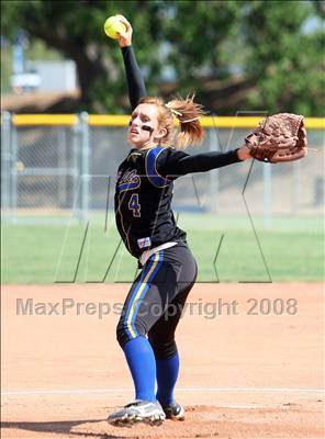Thumbnail 2 in Royal @ Agoura photogallery.