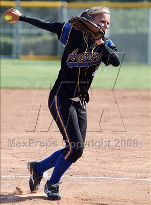 Thumbnail 3 in Royal @ Agoura photogallery.