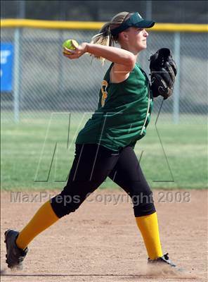 Thumbnail 2 in Royal @ Agoura photogallery.