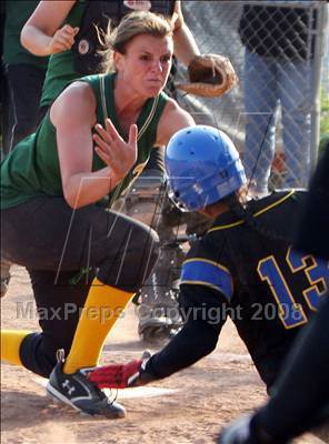 Thumbnail 1 in Royal @ Agoura photogallery.