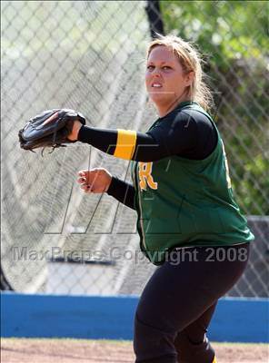 Thumbnail 1 in Royal @ Agoura photogallery.