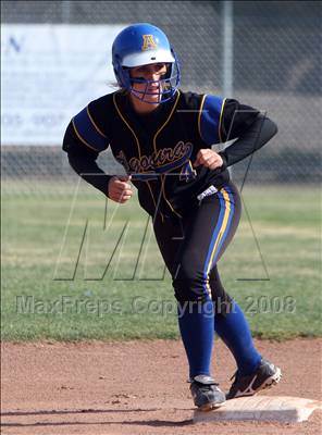 Thumbnail 2 in Royal @ Agoura photogallery.
