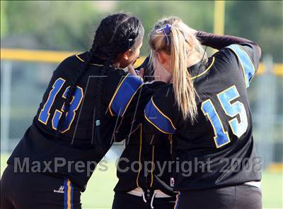 Thumbnail 3 in Royal @ Agoura photogallery.