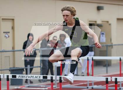 Thumbnail 2 in Devon Allen Invitational (110m Hurdles) photogallery.