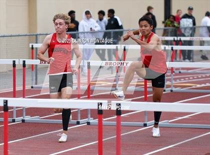 Thumbnail 2 in Devon Allen Invitational (110m Hurdles) photogallery.