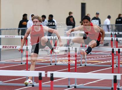 Thumbnail 2 in Devon Allen Invitational (110m Hurdles) photogallery.