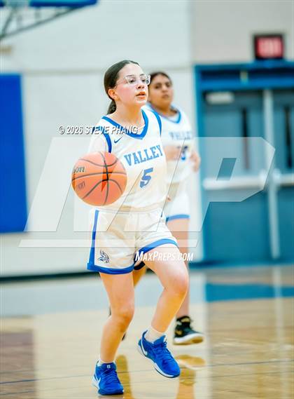 Thumbnail 1 in JV: Burbank @ Valley photogallery.