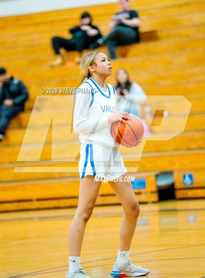 Thumbnail 3 in JV: Burbank @ Valley photogallery.