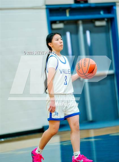 Thumbnail 2 in JV: Burbank @ Valley photogallery.