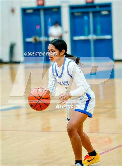 Thumbnail 2 in JV: Burbank @ Valley photogallery.