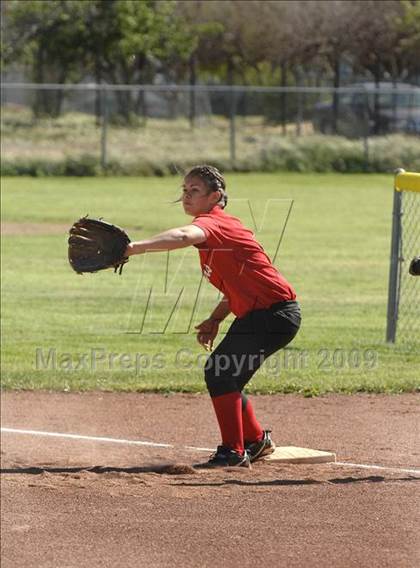Thumbnail 1 in Arvin @ Tehachapi photogallery.