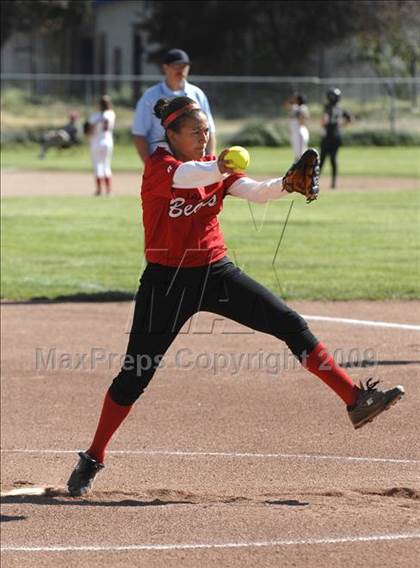 Thumbnail 3 in Arvin @ Tehachapi photogallery.