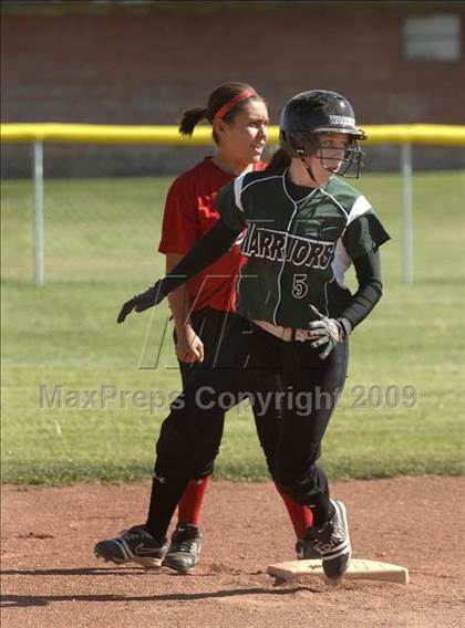 Thumbnail 2 in Arvin @ Tehachapi photogallery.