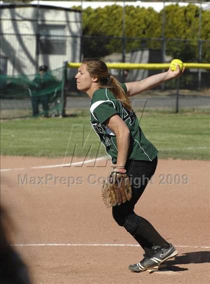 Thumbnail 2 in Arvin @ Tehachapi photogallery.