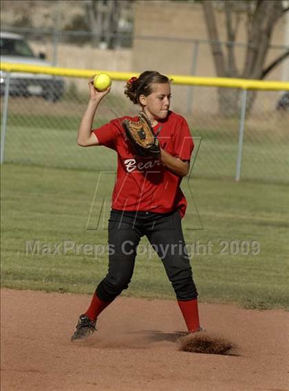 Thumbnail 2 in Arvin @ Tehachapi photogallery.