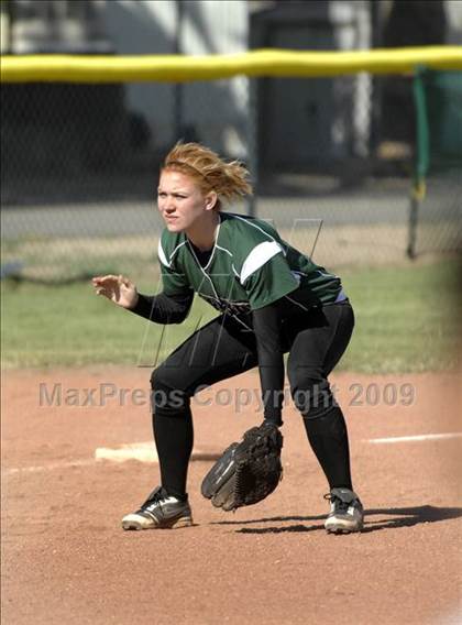 Thumbnail 1 in Arvin @ Tehachapi photogallery.