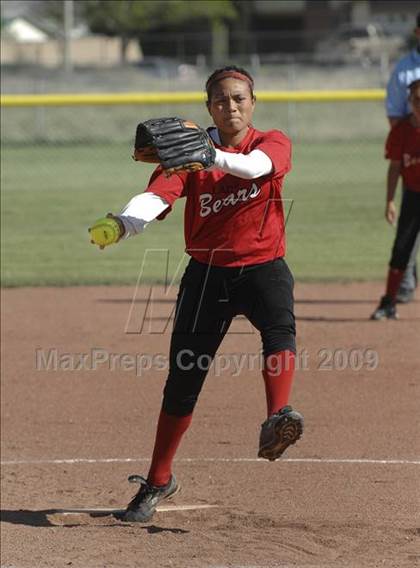 Thumbnail 3 in Arvin @ Tehachapi photogallery.