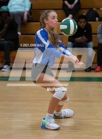 Thumbnail 1 in East Bladen @ East Columbus photogallery.