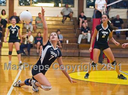 Thumbnail 3 in Admiral Farragut @ St. Petersburg Catholic photogallery.