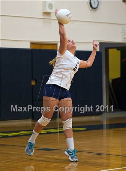 Thumbnail 3 in Admiral Farragut @ St. Petersburg Catholic photogallery.