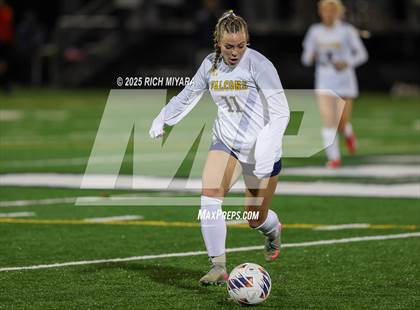 Thumbnail 2 in Hollis-Brookline vs. Bow (NHIAA D2 Final) photogallery.