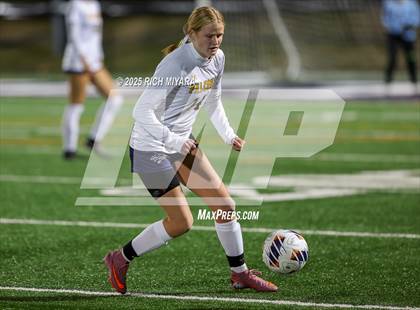 Thumbnail 3 in Hollis-Brookline vs. Bow (NHIAA D2 Final) photogallery.