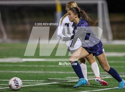 Thumbnail 2 in Hollis-Brookline vs. Bow (NHIAA D2 Final) photogallery.