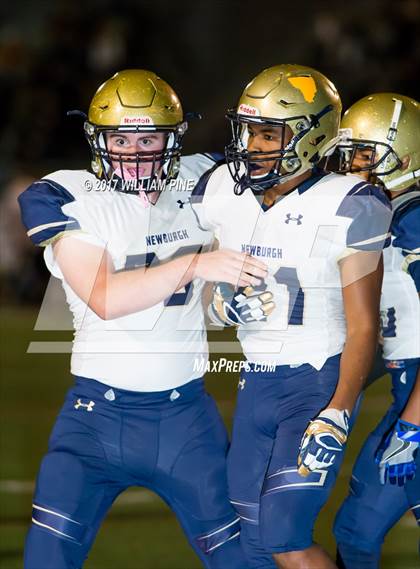 Thumbnail 1 in Monroe-Woodbury vs. Newburgh Free Academy (Section 9 Class AA Semifinal) photogallery.