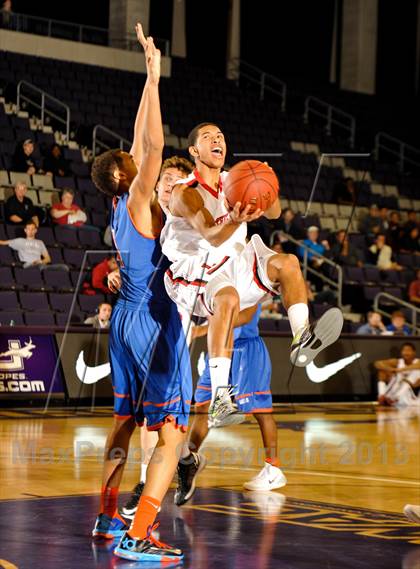 Thumbnail 1 in Bishop Gorman vs. Orange Lutheran (Hoophall West Tournament)  photogallery.