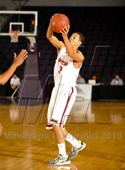 Thumbnail 2 in Bishop Gorman vs. Orange Lutheran (Hoophall West Tournament)  photogallery.