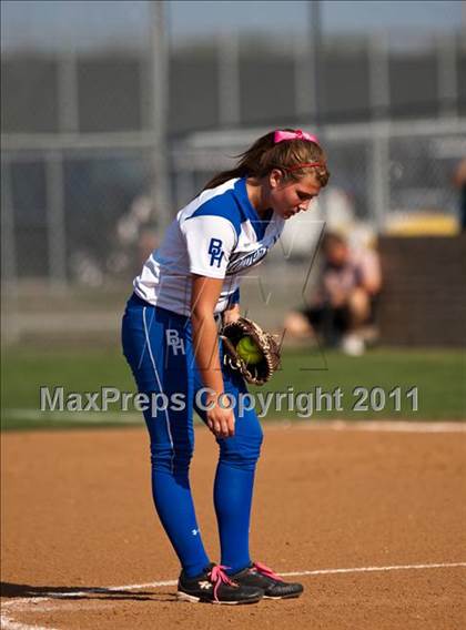Thumbnail 3 in Barbers Hill vs Montgomery (4A Region 3 Quarterfinal) photogallery.