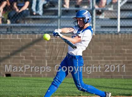 Thumbnail 2 in Barbers Hill vs Montgomery (4A Region 3 Quarterfinal) photogallery.