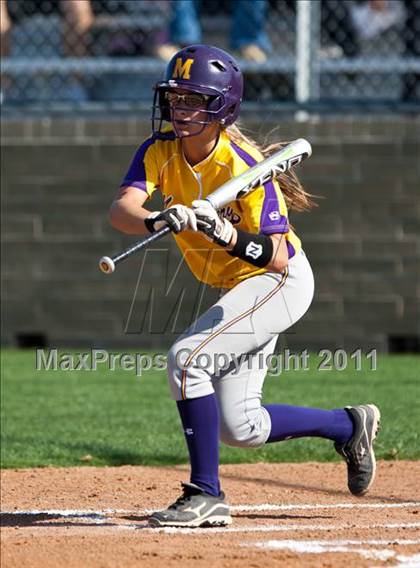 Thumbnail 3 in Barbers Hill vs Montgomery (4A Region 3 Quarterfinal) photogallery.