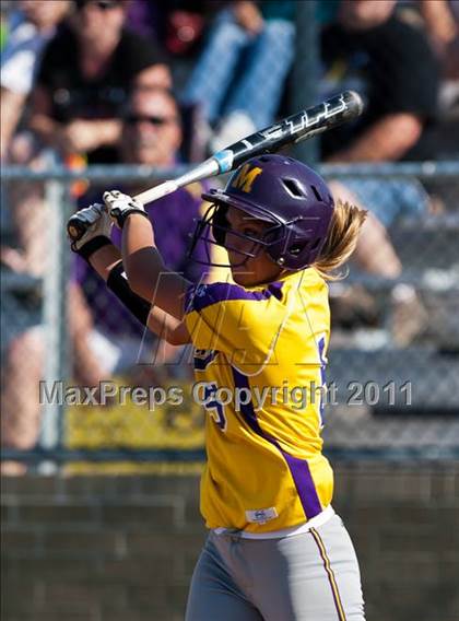 Thumbnail 1 in Barbers Hill vs Montgomery (4A Region 3 Quarterfinal) photogallery.