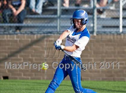 Thumbnail 1 in Barbers Hill vs Montgomery (4A Region 3 Quarterfinal) photogallery.