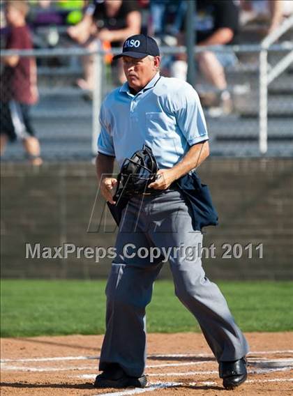 Thumbnail 1 in Barbers Hill vs Montgomery (4A Region 3 Quarterfinal) photogallery.