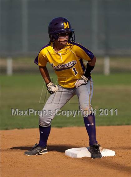 Thumbnail 2 in Barbers Hill vs Montgomery (4A Region 3 Quarterfinal) photogallery.