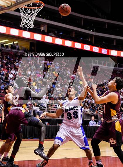 Thumbnail 3 in Salpointe Catholic vs. Shadow Mountain (AIA Dvision 4A Final) photogallery.