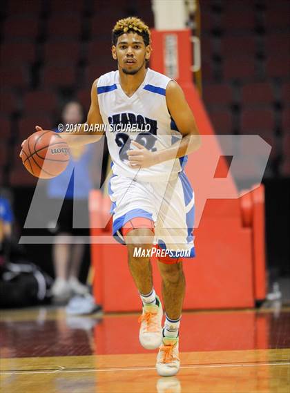 Thumbnail 3 in Salpointe Catholic vs. Shadow Mountain (AIA Dvision 4A Final) photogallery.