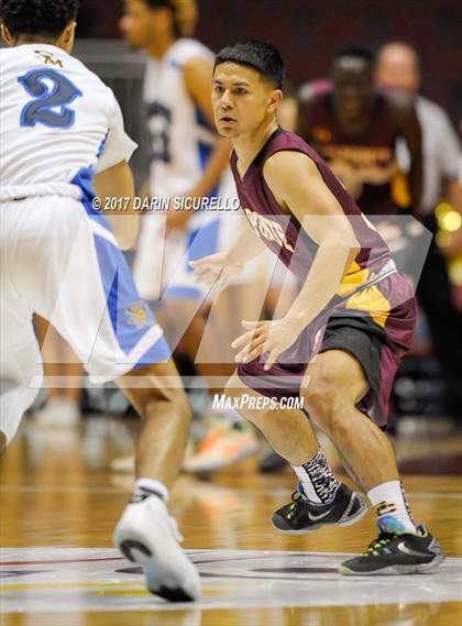 Thumbnail 3 in Salpointe Catholic vs. Shadow Mountain (AIA Dvision 4A Final) photogallery.
