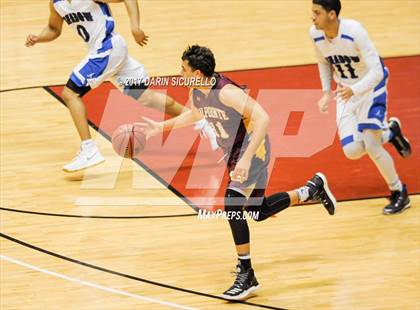 Thumbnail 3 in Salpointe Catholic vs. Shadow Mountain (AIA Dvision 4A Final) photogallery.
