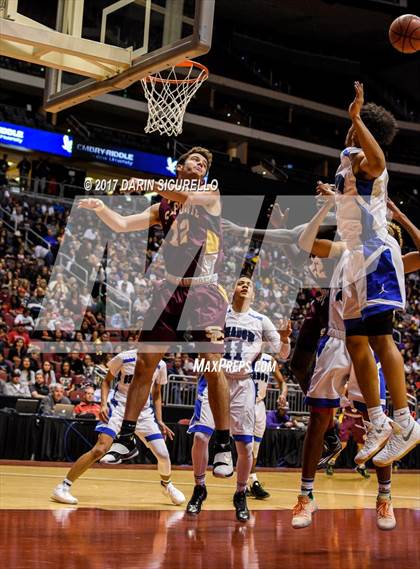 Thumbnail 1 in Salpointe Catholic vs. Shadow Mountain (AIA Dvision 4A Final) photogallery.