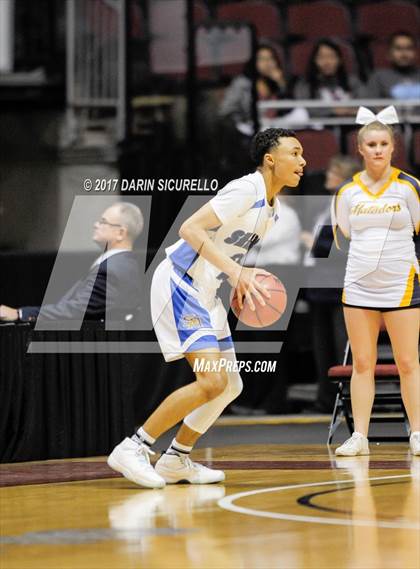 Thumbnail 3 in Salpointe Catholic vs. Shadow Mountain (AIA Dvision 4A Final) photogallery.