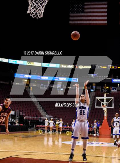 Thumbnail 1 in Salpointe Catholic vs. Shadow Mountain (AIA Dvision 4A Final) photogallery.