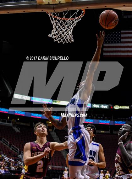 Thumbnail 3 in Salpointe Catholic vs. Shadow Mountain (AIA Dvision 4A Final) photogallery.