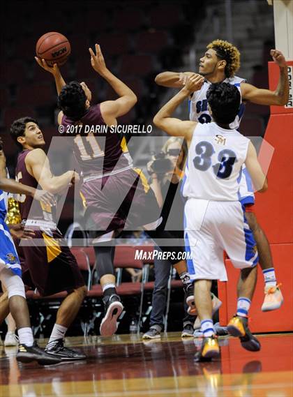 Thumbnail 2 in Salpointe Catholic vs. Shadow Mountain (AIA Dvision 4A Final) photogallery.